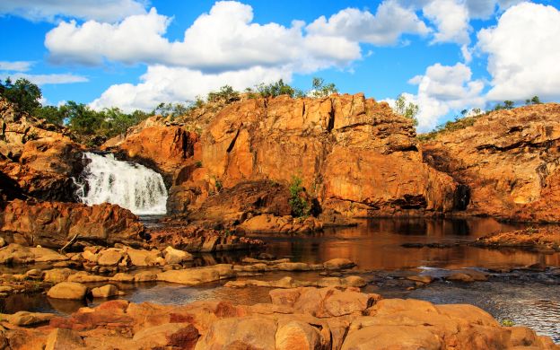 Katherine Gorge Cruise & Edith Falls with Adelaide River War Cemetery